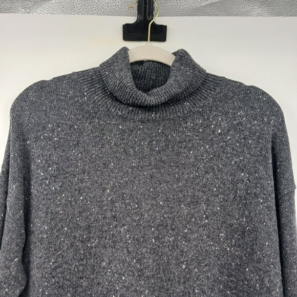 Orvis Gray Turtleneck Sweater With Border Stitch Detail Large NWT - Picture 3 of 9